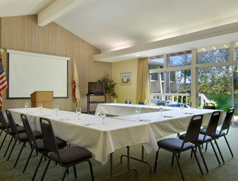 Hotel Ramada Limited Goleta Exterior foto